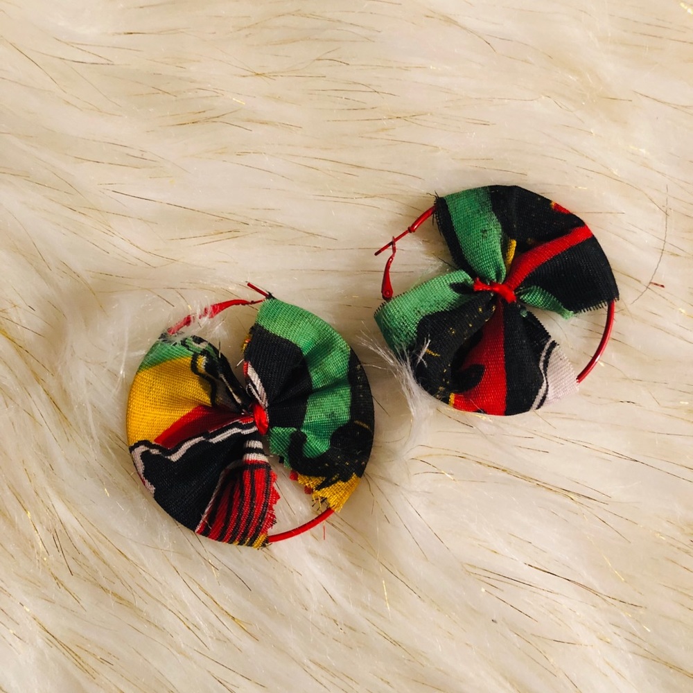 Brand new earrings handmade customizing